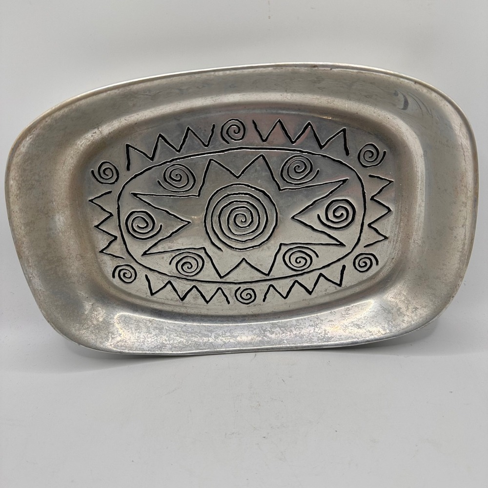 Wilton Armetale Metal Tray Etched Reggae Bead Tribal Sun Silver Serving Dish